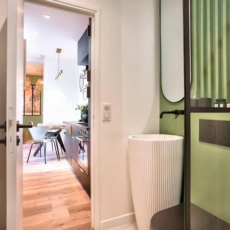 New Eiffel Tour ! Splendid Apartments In The Heart Of Paris Exterior photo